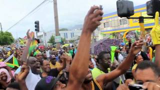 Half Way Tree watches Usain Bolt win 100M Finalmov [upl. by Sholley293]