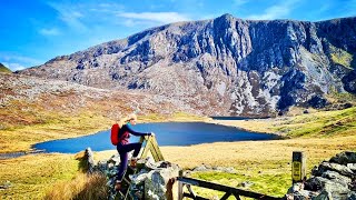 CRAIG CWM SILYN  A Hike Along The Nantlle Ridge  Snowdonia National Park [upl. by Nonrev521]