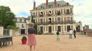 Blois  réouverture de la maison de la magie [upl. by Amarillis248]