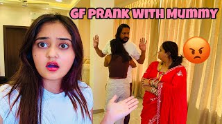 Kon Hai ye ladki jo Direct ake Papa ke gale pad gai Jabardast Prank ho gaya Mummy ke sath [upl. by Sheffie]