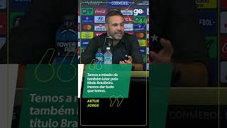 NADA DE FOCAR SÓ NA LIBERTADORES 👀 O TREINADOR RESSALTOU A BRIGA NO BRASILEIRÃO  shorts  geglobo [upl. by Aime151]