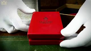 East India Company 2018 Gold Proof One Guinea unboxing video [upl. by Ayerf]