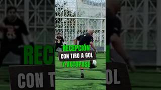 JUNIOR RUVALCABA  Recepción y autopase con tiro a gol comedy footballcomedy futebol [upl. by Natsirhc]