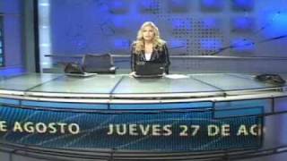 Soledad Onetto conductora del noticiero central de Canal 13 [upl. by Haibot840]