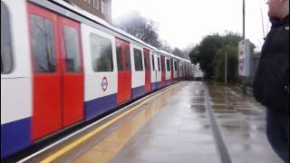 Converted HD District Line CStock 076 at West Brompton 30122009 [upl. by Annehsat]