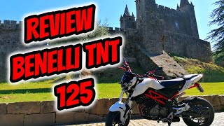 Benelli TNT 125  REVIEW  À Boleia da Guerrinha [upl. by Ahgiel]