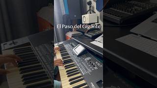 El paso del gigante  Cumbia Sonidera en teclado tecladistas Julio Brito cumbia [upl. by Geddes]