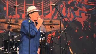 Delbert McClinton  quotSqueeze Me Inquot on The Texas Music Scene [upl. by Semela]