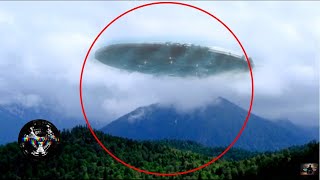 URGENTE APARECE UNA NAVE EXTRATERRESTRE GIGANTE EN RUSIA 31012022 [upl. by Beekman]