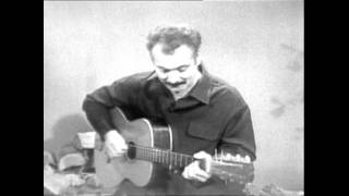 Georges Brassens  Les amoureux des bancs publics Officiel Live Version [upl. by Einwahs]