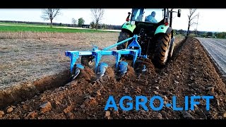 Orka ugoru z AGROLIFTEM 2017 DF Agrotron 100 [upl. by Ellekram989]