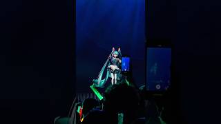 HATSUNE MIKU SINGS FEN Close up hatsunemiku fein mikuexpo cosplay fypツ [upl. by Bohs373]