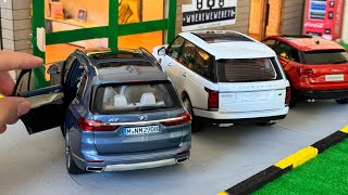 Unboxing The 118 Scale Bmw X7 Diecast Model Car [upl. by Utica753]