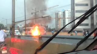 New Maruthi Swift car Caught Fire near Rmz Ecospace near Bellandur Bangalore [upl. by Akcir]