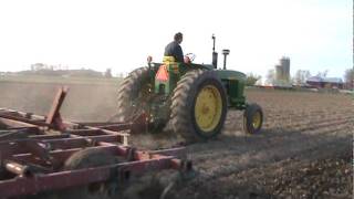 John Deere 4020 cultivating [upl. by Eecyak]