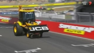 2014 Bathurst 1000  JCB GT Backhoe [upl. by Kellsie52]