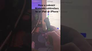 How too connect controllers to ur iPad iPhone [upl. by Burd]