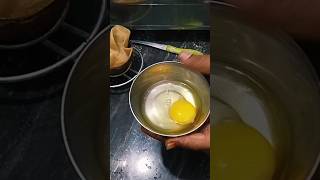 How to poach an egg poachedeggs eggs poaching breakfast [upl. by Joseph]