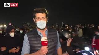 Napoli  Aggressione giornalista Sky TG 24 durante gli scontri  23102020 [upl. by Aubrie]