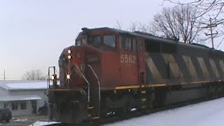 SD60F  CN 5562 amp 2589 Southbound at H Ave Cedar Rapids IA on 3215 [upl. by Haldes]