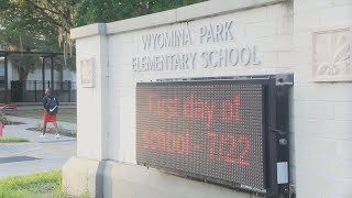 Wyomina Park Elementary School students start yearround school year [upl. by Pavlish573]