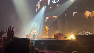 twenty one pilots  Oldies Station  Prudential Center  Newark NJ [upl. by Peder]