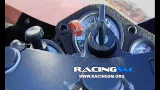 SUZUKI RGV 250 vs HONDA CBR 250RR [upl. by Ahsert]