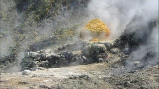 Boy and his parents die falling into the Solfatara Volcano Crater at Pozzuoli near Naples in Italy [upl. by Narik]