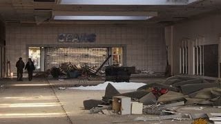 American shopping malls struggle to survive [upl. by Reger124]