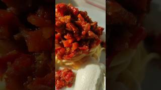 SPAGETTİ 🍝 MAKARNA SUNUMUkeşfetshort [upl. by Oravla]