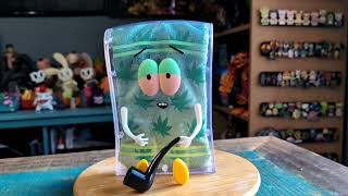 Stoned Towelie 420 Edition Kidrobot Exclusive South Park Pot Leaf Vinyl Art Figure Review [upl. by Kahl]