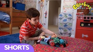 CBeebies Topsy and Tim and the Dinosaur Egg [upl. by Philip668]