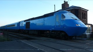 1Z82 Midland Pullman 43046 Geoff Drury amp 43047 passing Wadborough Level Crossing 14924 [upl. by Esirehs896]