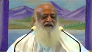 Sant Shri Asharamji Bapu Vadodara Gujrat Satsang 25th November 2012 Part 4 Evening [upl. by Yemrots722]