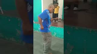 Le encanta BAILAR la cumbia ENFERMERA cumbia subscribe baile houston baile elsalvador [upl. by Downe406]