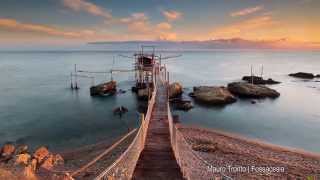 Abruzzo immagini e suoni Ascoltando il mare 14 [upl. by Bible928]