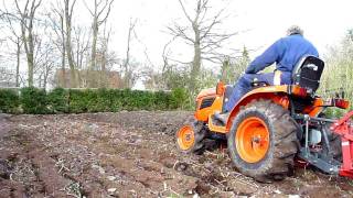 kubota b1820 ploughing [upl. by Morten]