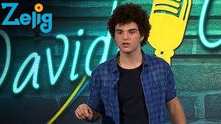 Davide Calgaro e le mamme che puliscono sempre  ITALIAN STAND UP  ZeligTv [upl. by Lasyrc]