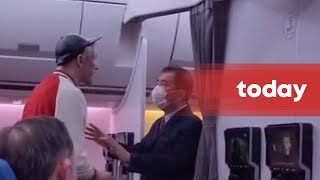 Passenger hurls vulgarities at SIA cabin crew [upl. by Aicnom946]