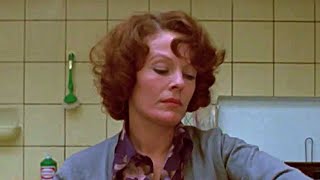 JEANNE DIELMAN Bande Annonce VF 1976 Drame Chantal Akerman Delphine Seyrig [upl. by Ennaed]