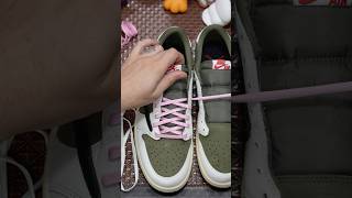 HOW TO LACE JORDAN 1 LOW TRAVIS SCOTT SNEAKERS [upl. by Flavian]