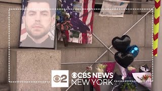 Memorial to slain NYPD Officer Jonathan Diller grows outside 101st Precinct [upl. by Clim]