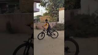 Cycling stunt by Cyclist Live View part 2 Trending Viral Jabardast video [upl. by Ardnovahs431]