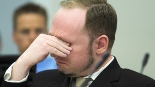 Breivik se emociona em julgamento [upl. by Tiphany194]