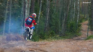 Kawasaki KX80cc 2Stroke  Wide Open Sideways Ripping Braaps [upl. by Plafker]