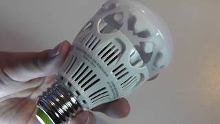 REVIEW Sansi Smart WiFi LED Light Bulb E27 [upl. by Lin]