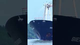 CONTAINER SHIP TURNING 120 DEGREES ship containerships shipspotting [upl. by Barayon510]