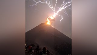 Wild video shows lightning strike hit erupting volcano [upl. by Lancelot]