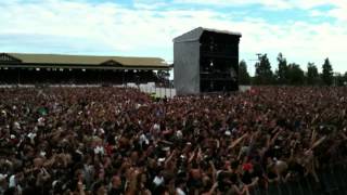 Limp Bizkit quotBreak Stuffquot live from Melb Soundwave  crowd reaction [upl. by Reppart]