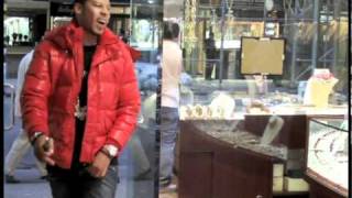 Vado Drops By Avianne amp Co To Pick Up 30000 Custom Black Diamond Watch [upl. by Maxentia]